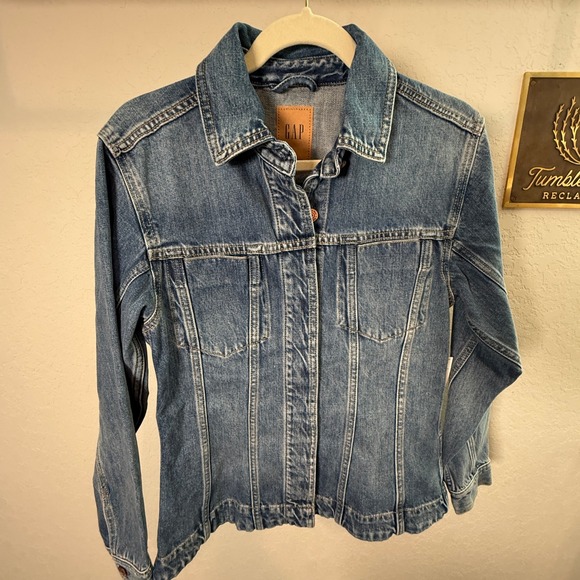 GAP Jackets & Blazers - GAP Womens Medium Wash Denim Trucker Jacket Blue 100% Cotton Size S NWT